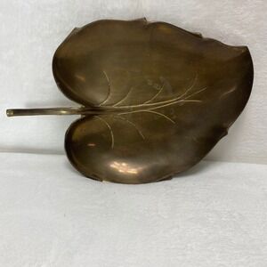 Vintage Large‎ Brass Leaf Trinket Dish Vanity Tray Decorative Collectible
